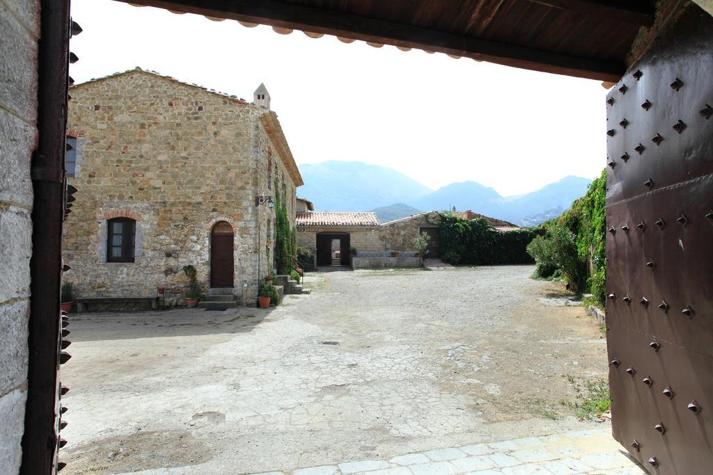 Fattoria Mongerrate Villa Isnello Eksteriør billede